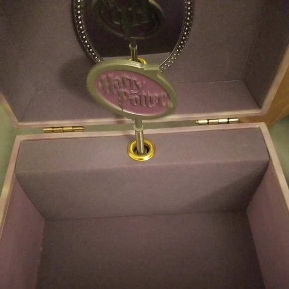 Hogwarts Harry Potter "Wizard's Waltz " Music Box Jewelry Box 2001. - Picture 9 of 11